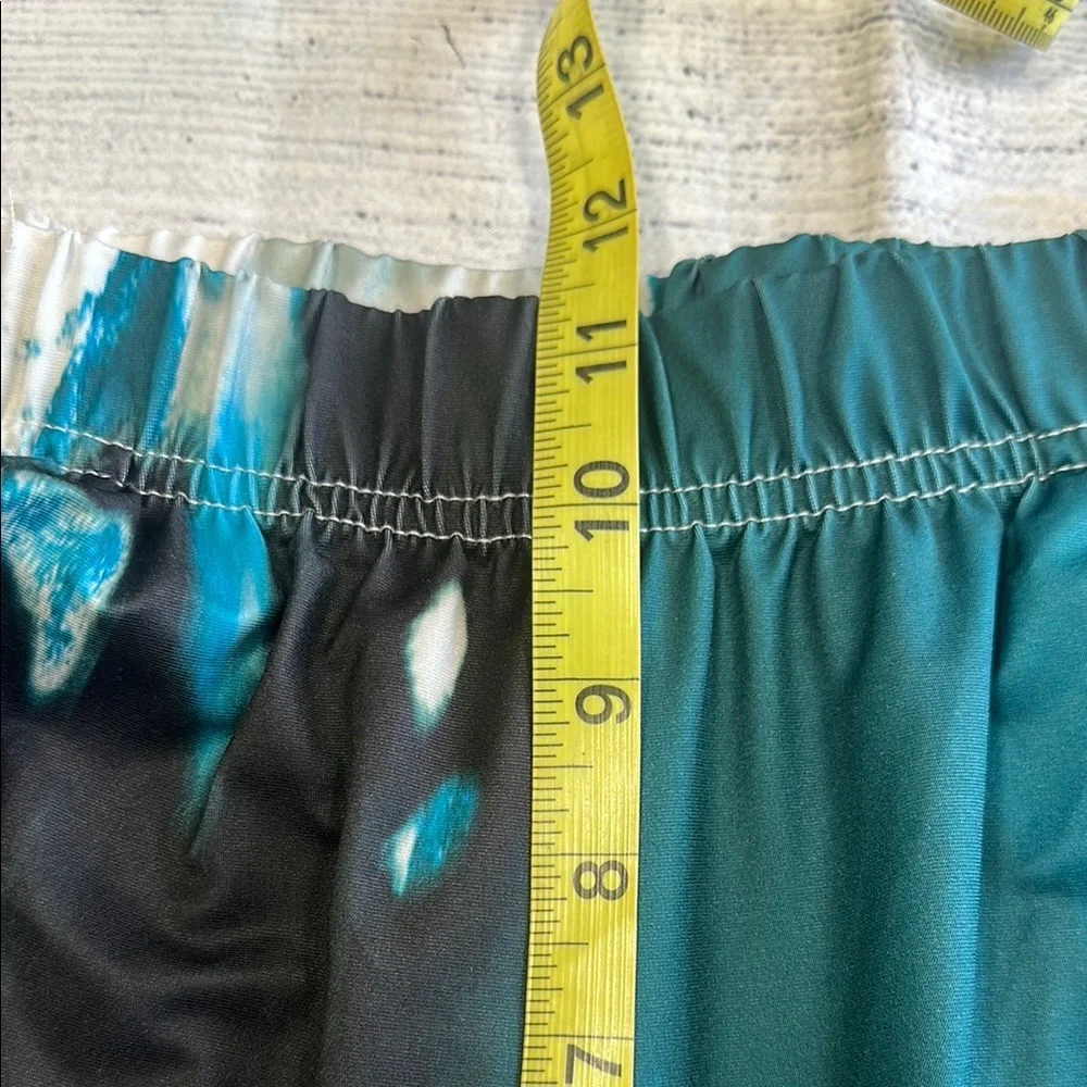 Beyond this Plane Sz Medium Tie Dye Pantsuit - Picture 13 of 15
